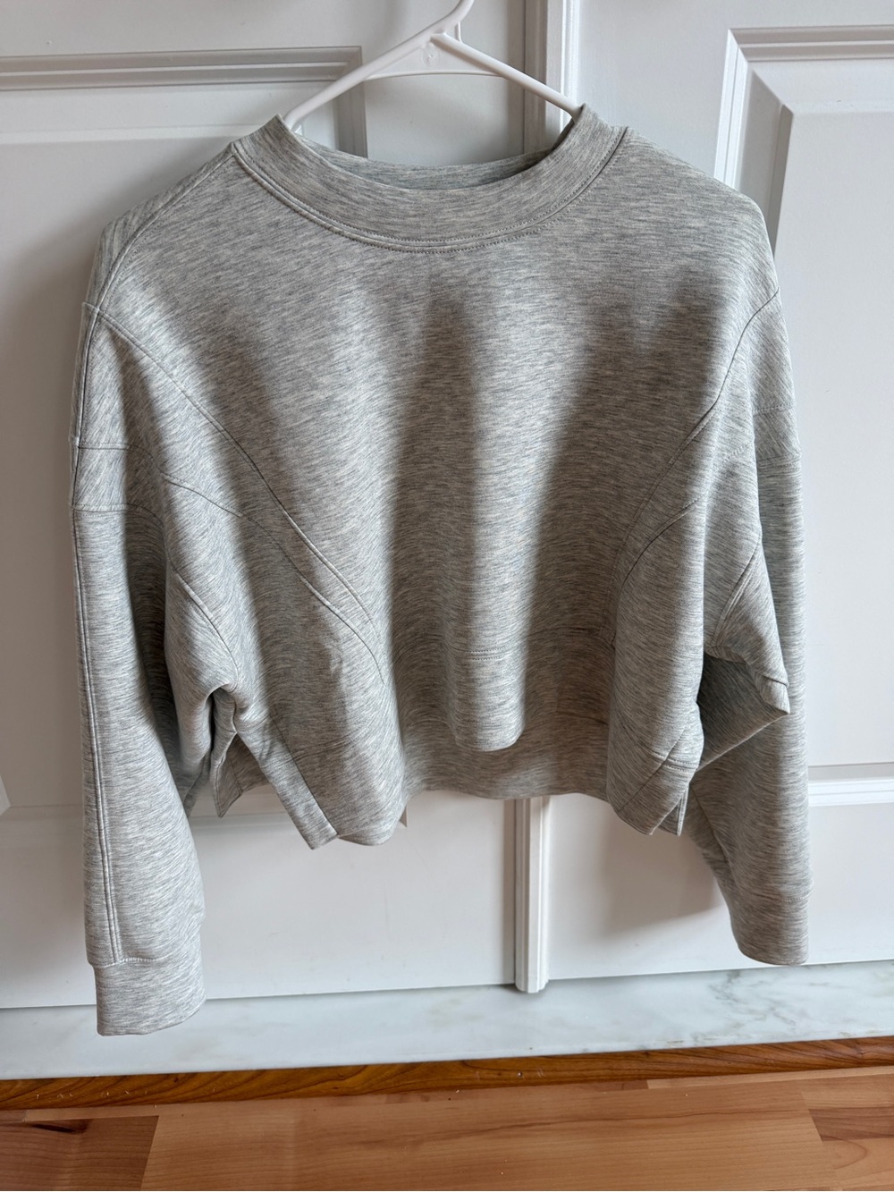 Abercrombie YPB Heather Gray Cropped Crewneck Sweatshirt